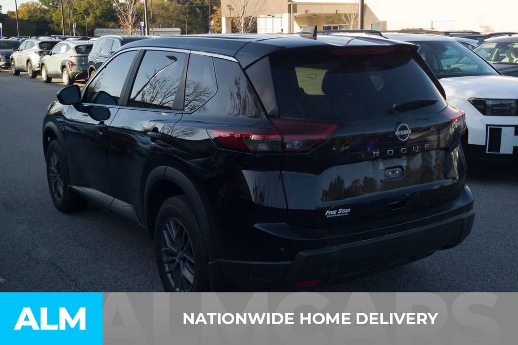 Used 2024 Nissan Rogue S image 5