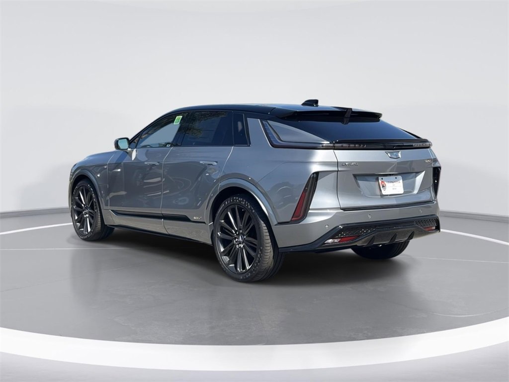 New 2026 Cadillac Lyriq V image 6