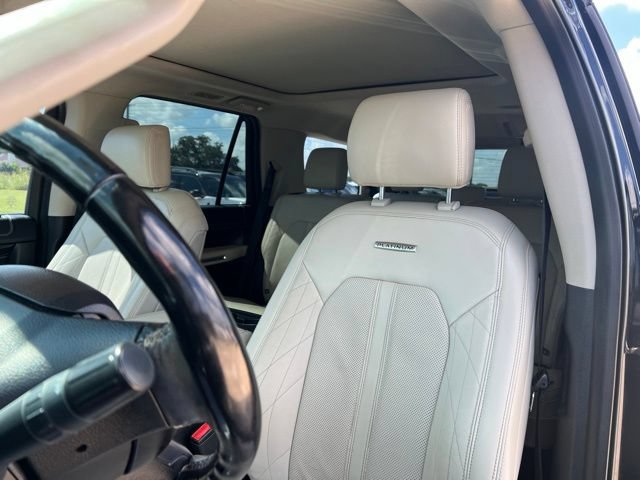 Used 2018 Ford Expedition Platinum RWD image 11
