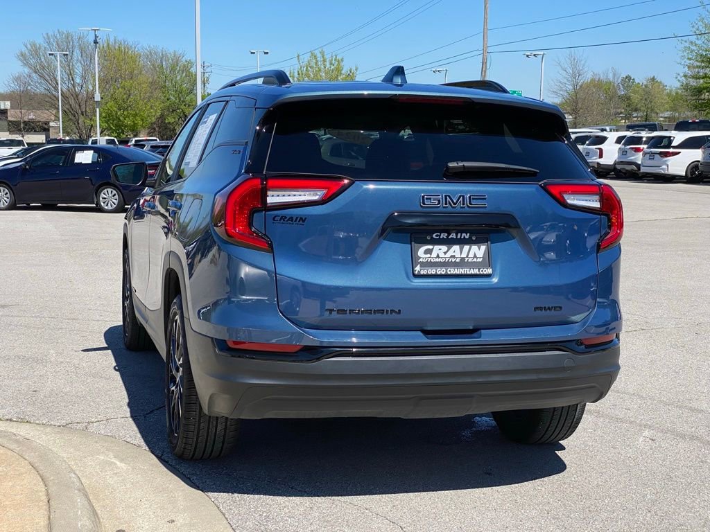 Used 2024 GMC Terrain SLE w/ Driver Convenience Package AWD/4WD image 5