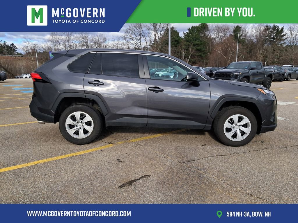 Used 2025 Toyota RAV4 LE image 8