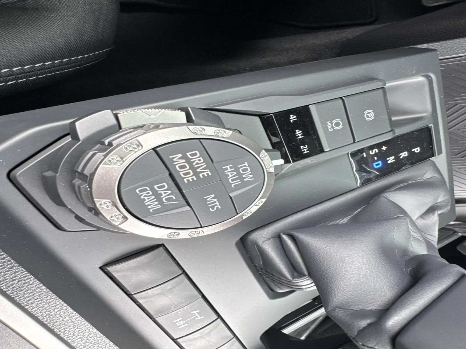New 2026 Toyota Tacoma TRD Off-Road AWD/4WD image 16