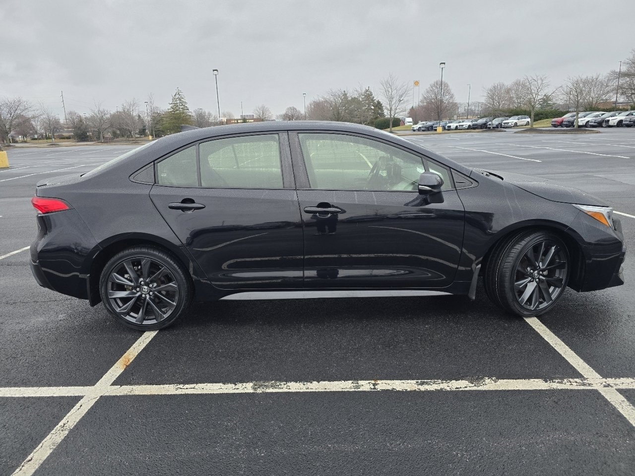 Used 2023 Toyota Corolla SE image 16