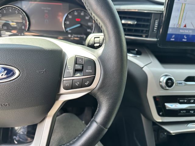 Certified 2023 Ford Explorer XLT w/ Equipment Group 202A image 29