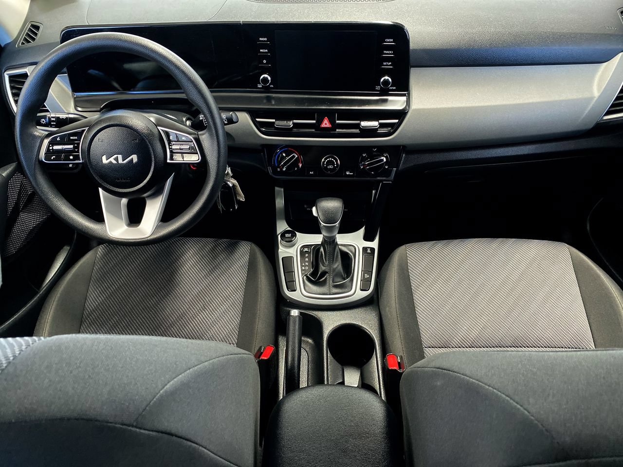 Certified 2026 Kia Seltos LX AWD/4WD image 31