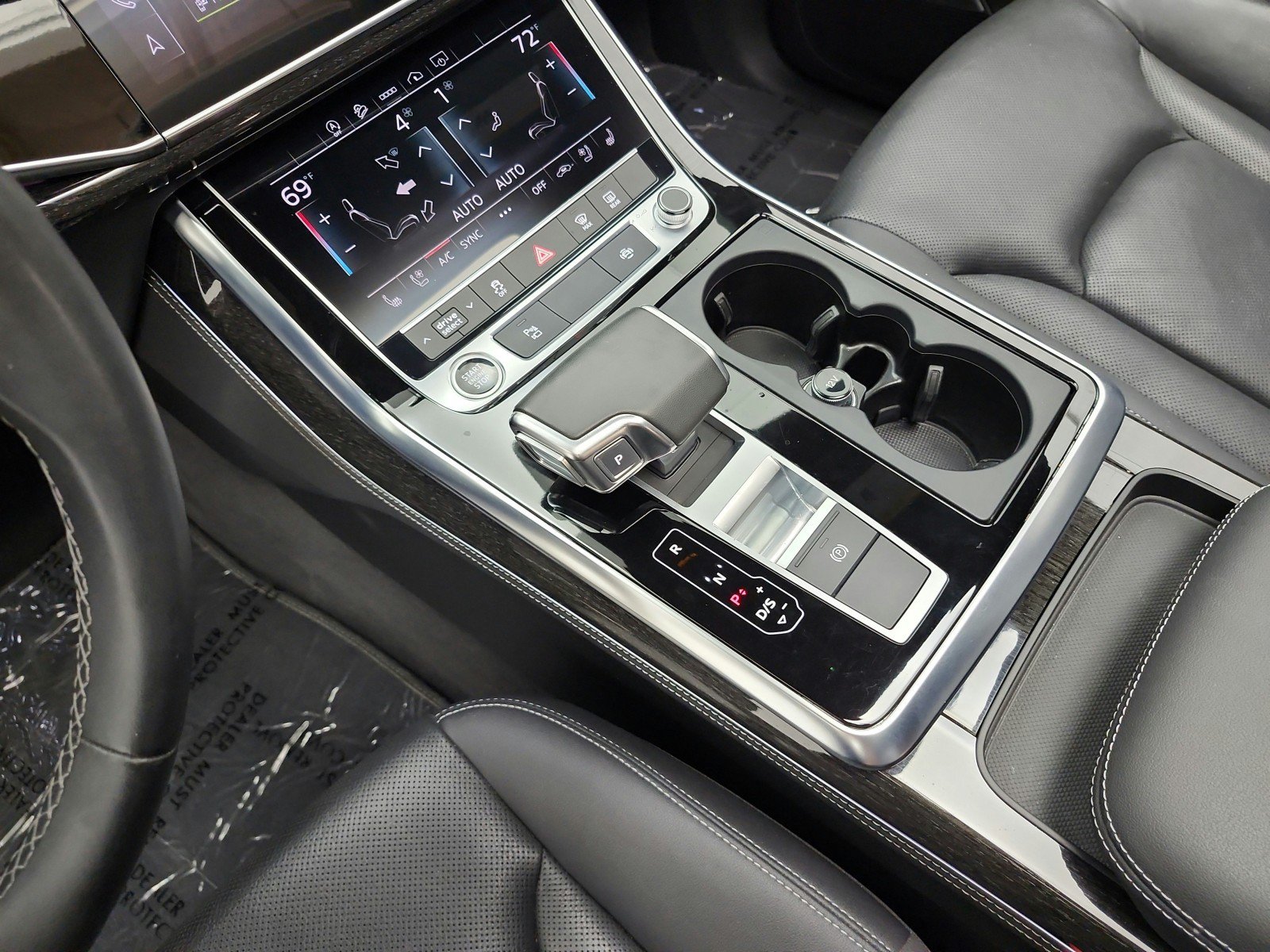 Used 2023 Audi Q8 Premium Plus w/ Premium Plus Package AWD/4WD image 11