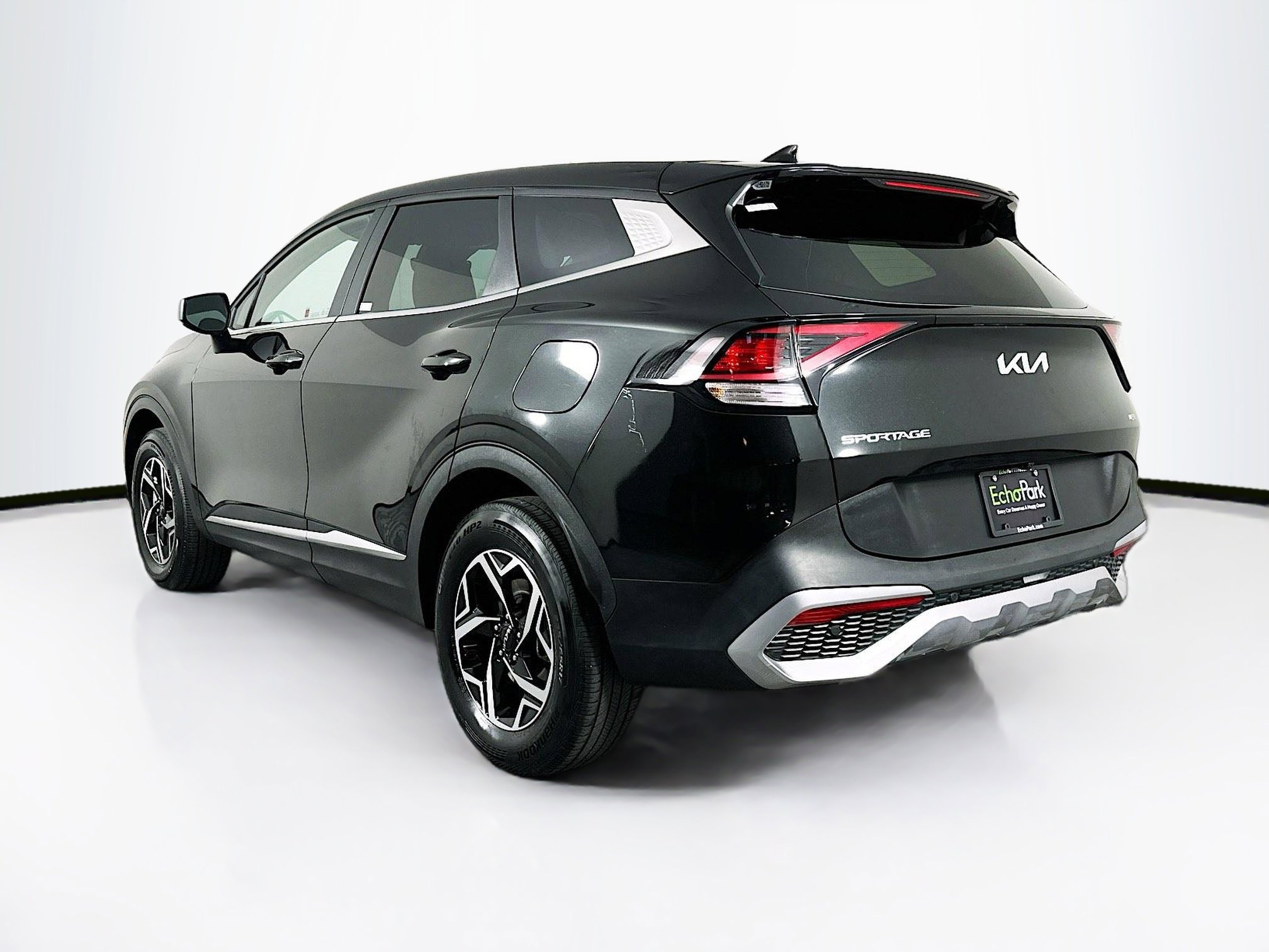 Used 2024 Kia Sportage LX image 5