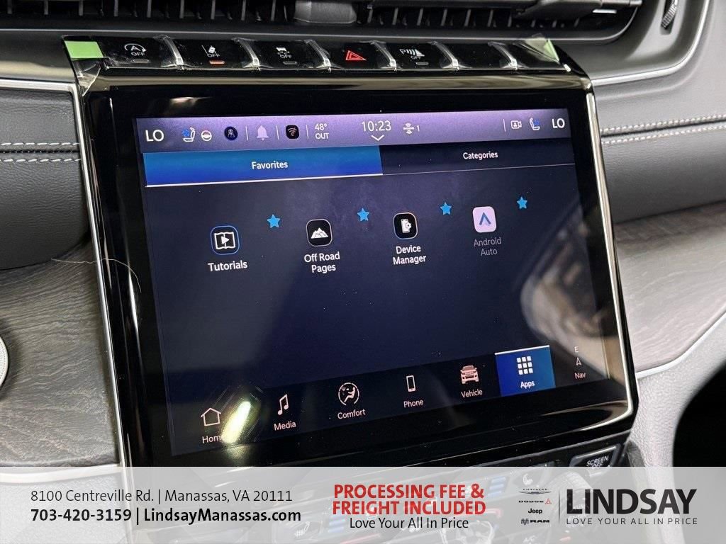 New 2025 Jeep Grand Cherokee L Limited w/ Luxury Tech Group II image 33