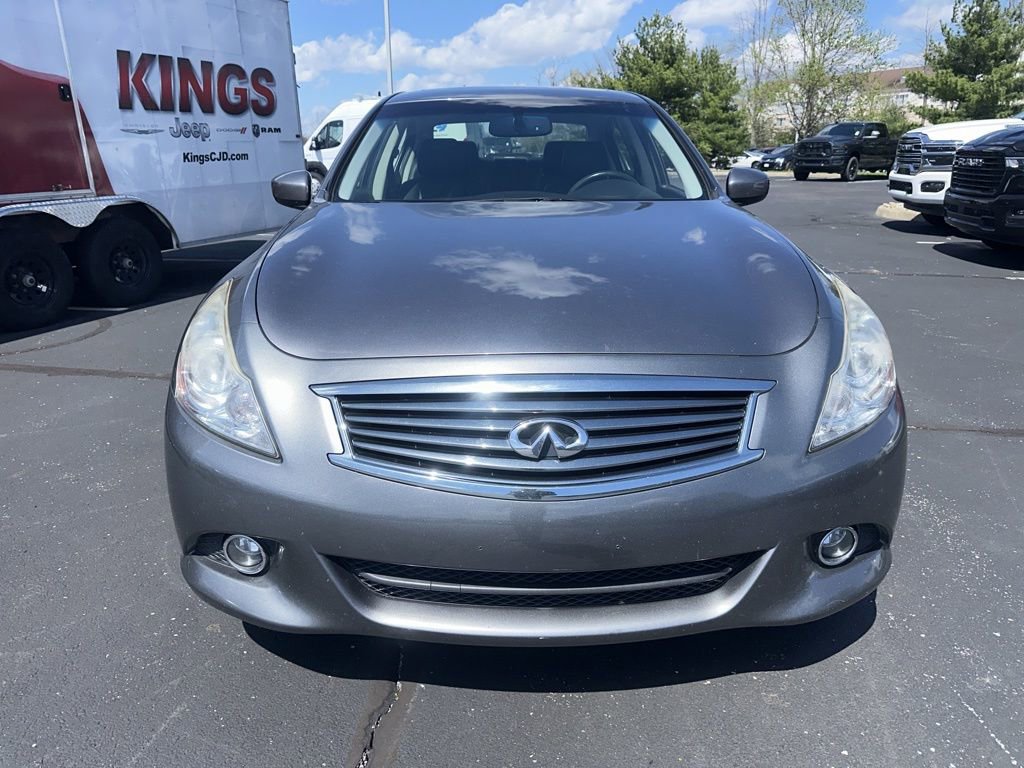 Used 2013 INFINITI G37 x w/ Premium Pkg image 2
