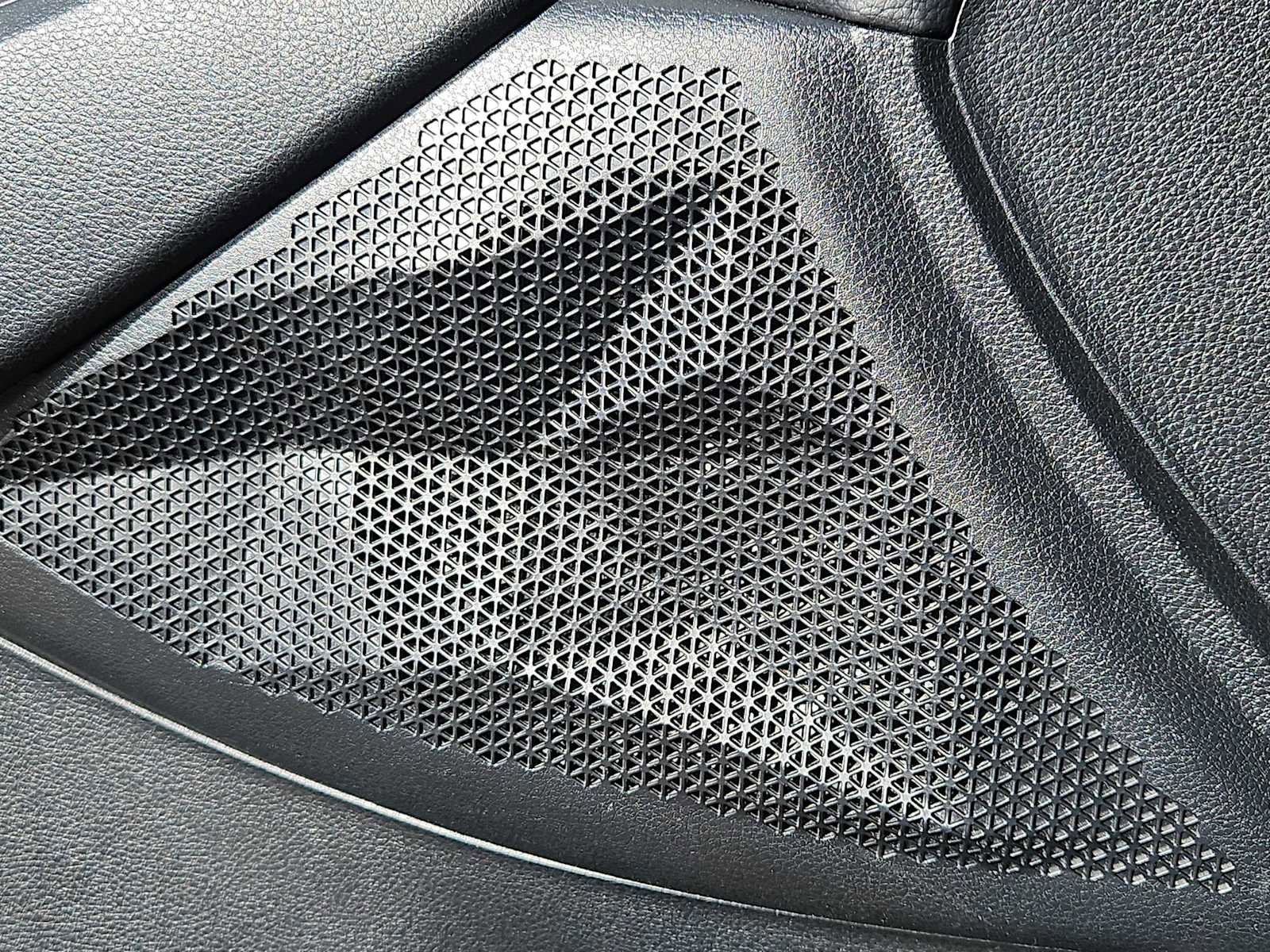 Used 2024 Kia Seltos EX image 30