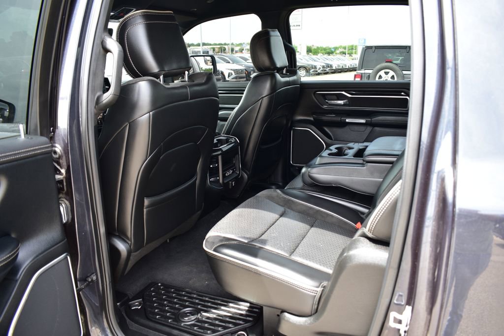Used 2019 RAM 1500 Laramie AWD/4WD image 24