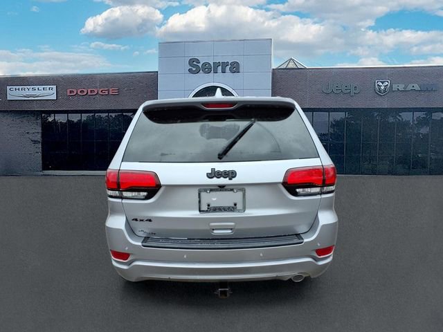 Used 2020 Jeep Grand Cherokee Altitude image 5