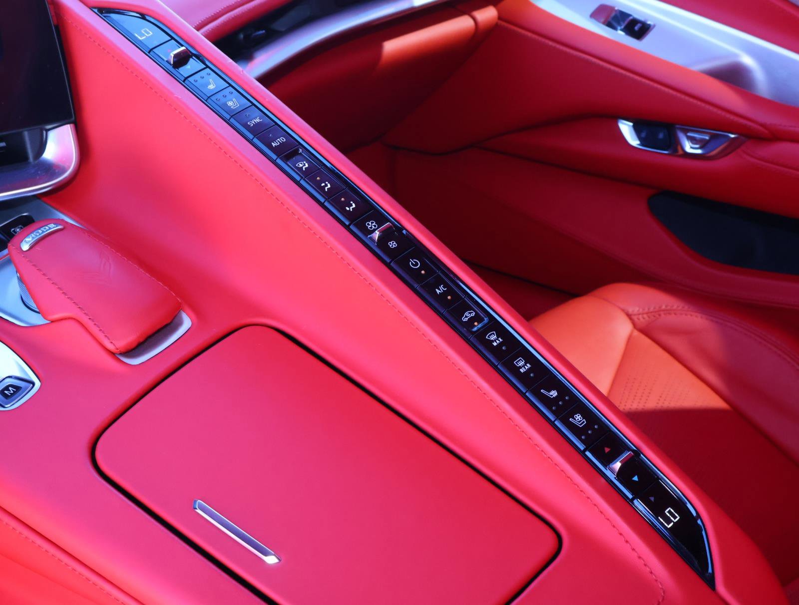 Used 2024 Chevrolet Corvette Stingray Premium Cpe w/ Z51 Performance Package image 26