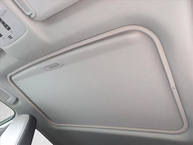Used 2015 Toyota RAV4 XLE FWD image 19