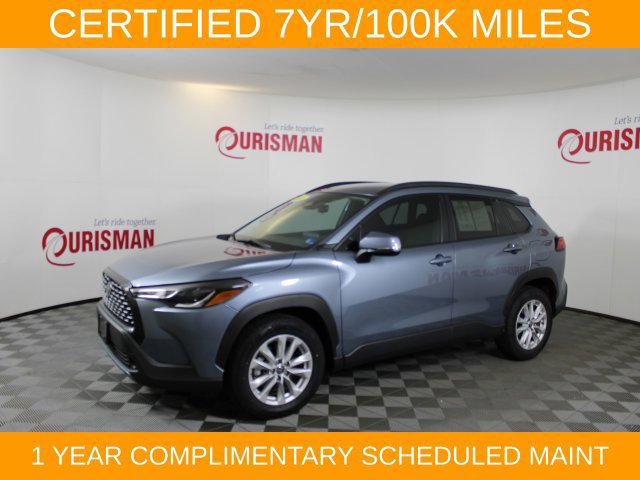 Used 2023 Toyota Corolla Cross LE FWD image 3