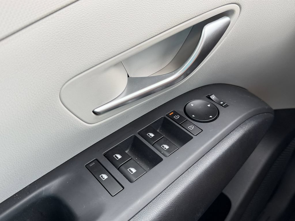 New 2026 Hyundai Tucson SEL FWD image 19