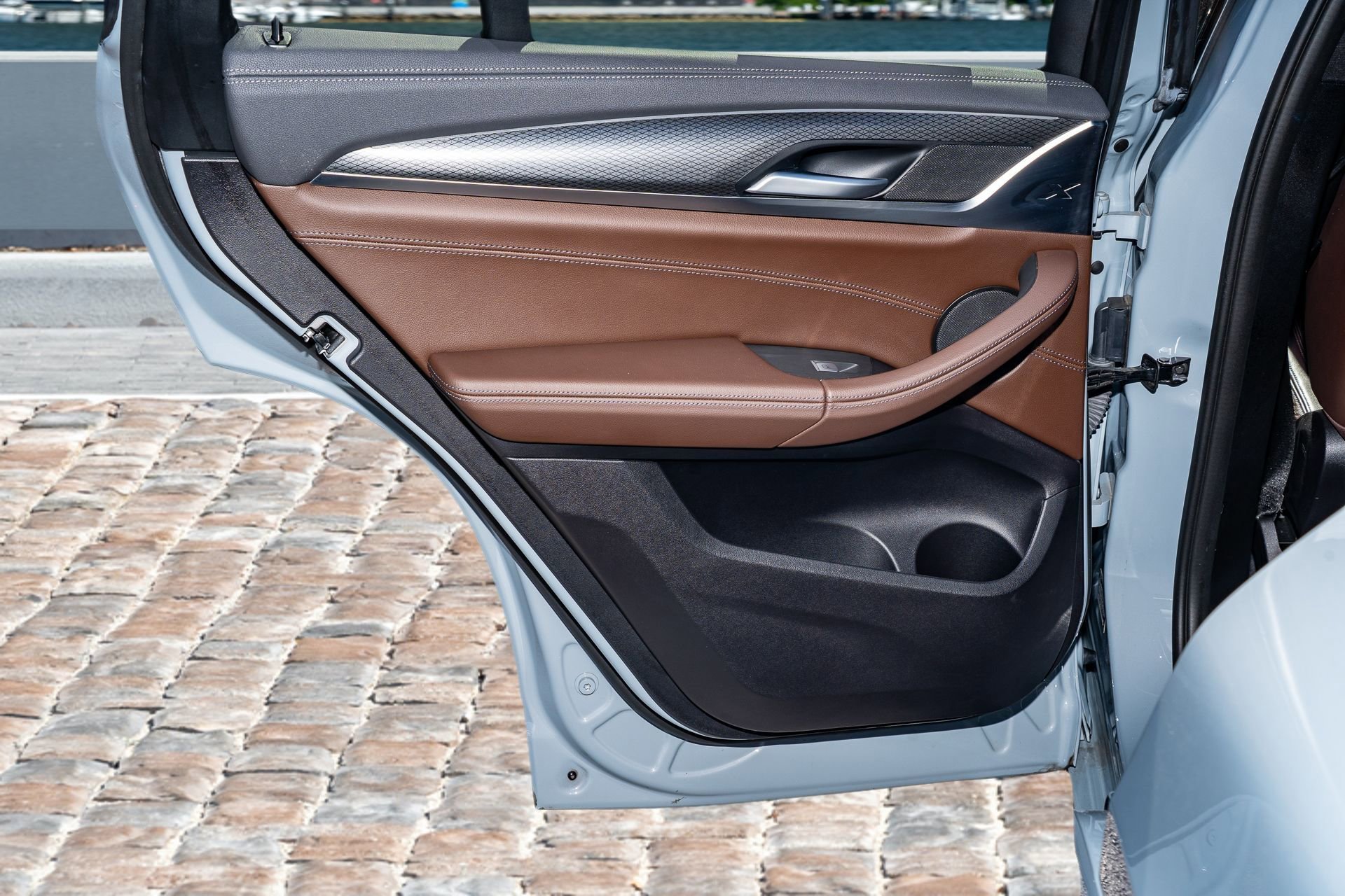 Used 2023 BMW X4 M40i w/ Premium Package image 10