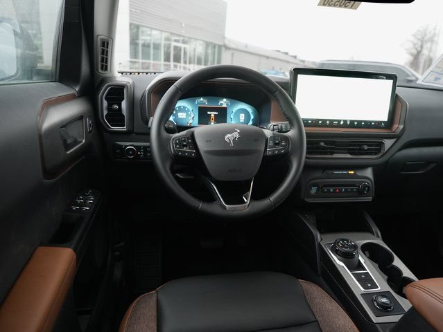 New 2025 Ford Bronco Sport Outer Banks w/ Outer Banks Tech Package+ AWD/4WD image 16