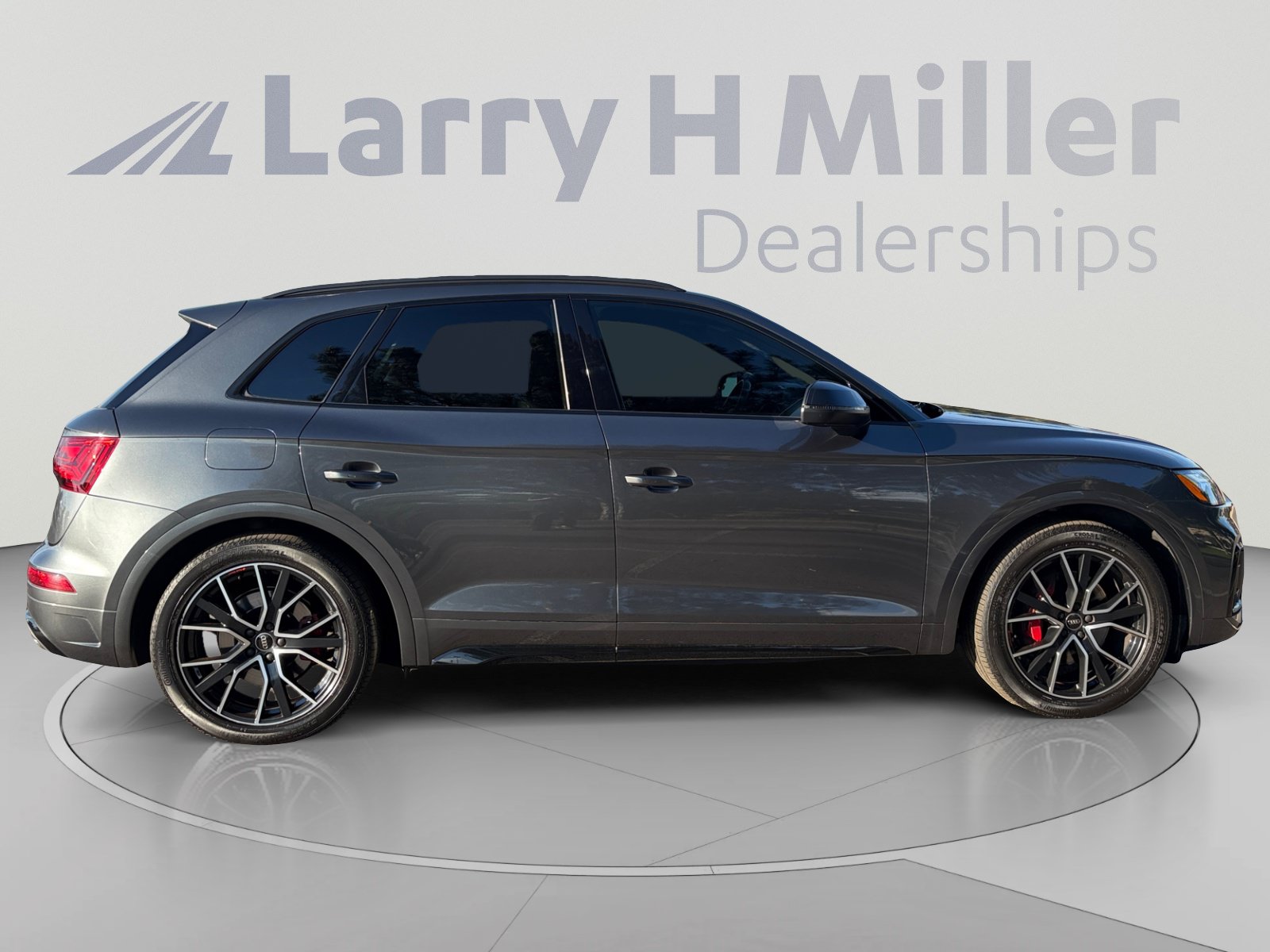 Used 2023 Audi SQ5 Premium Plus w/ Premium Plus Package AWD/4WD image 6
