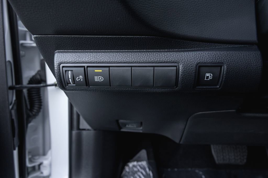 Certified 2025 Toyota Corolla LE w/ Convenience Package image 14