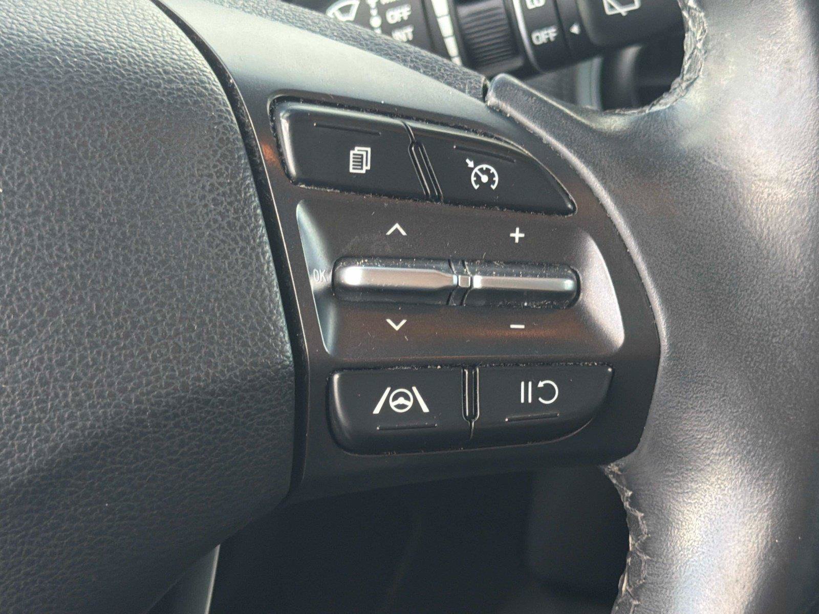 Used 2022 Hyundai Kona SEL w/ Convenience Package FWD image 24
