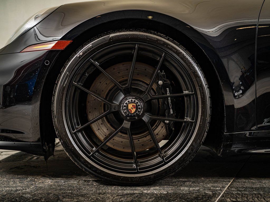 Certified 2025 Porsche 911 Carrera 4 GTS AWD/4WD image 11