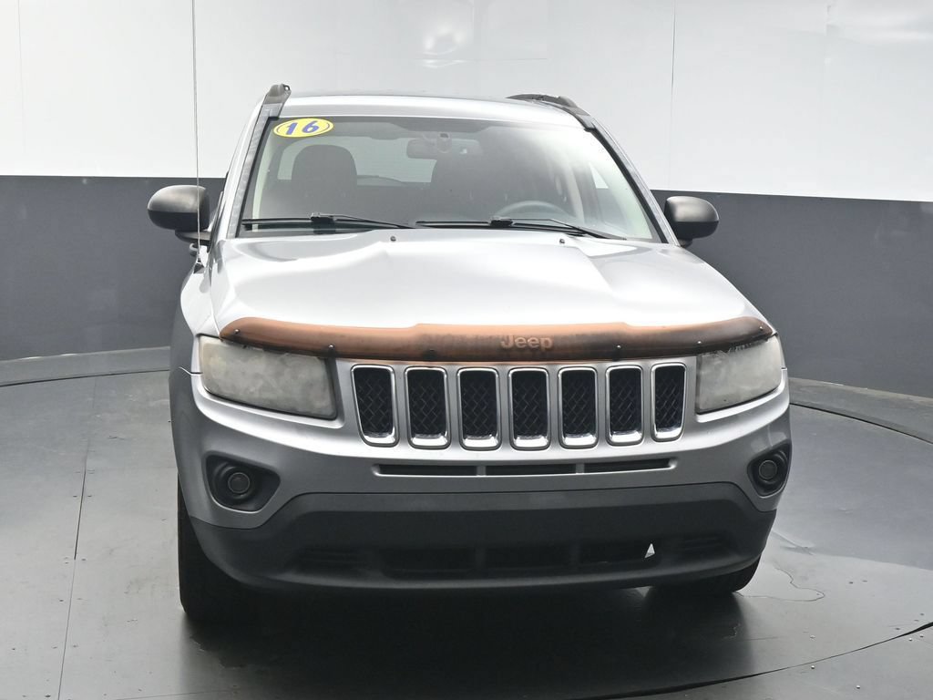 Used 2016 Jeep Compass Sport FWD image 3