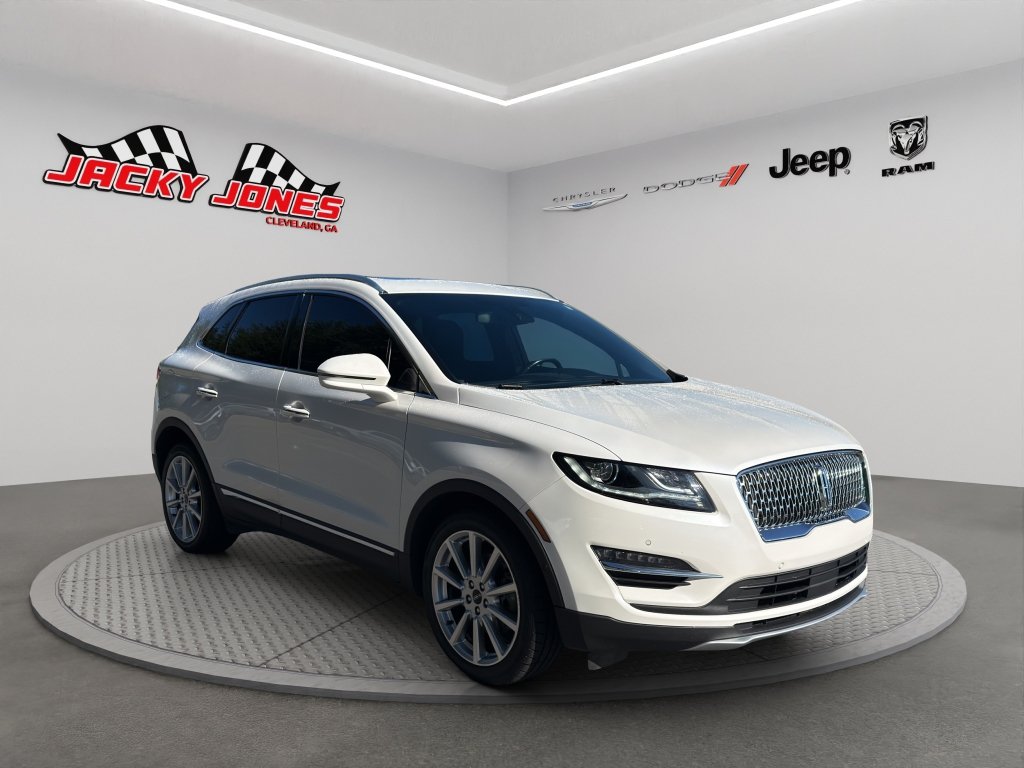 Used 2019 Lincoln MKC Reserve w/ MKC Technology Package FWD image 12
