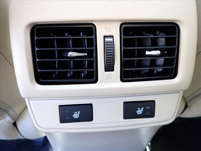 Used 2016 Subaru Outback 3.6R Limited image 11