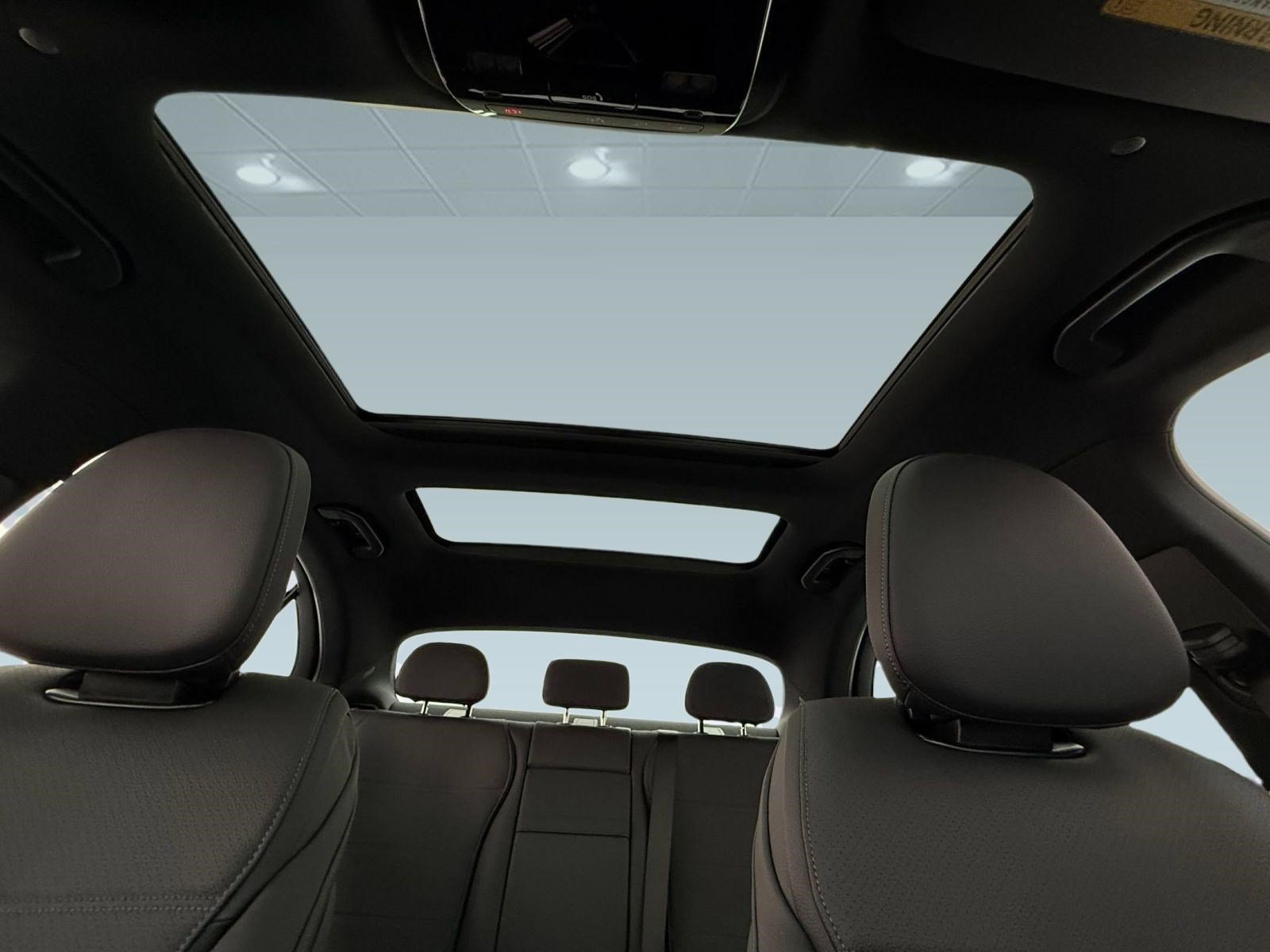 New 2026 Mercedes-Benz C 300 Sedan image 20