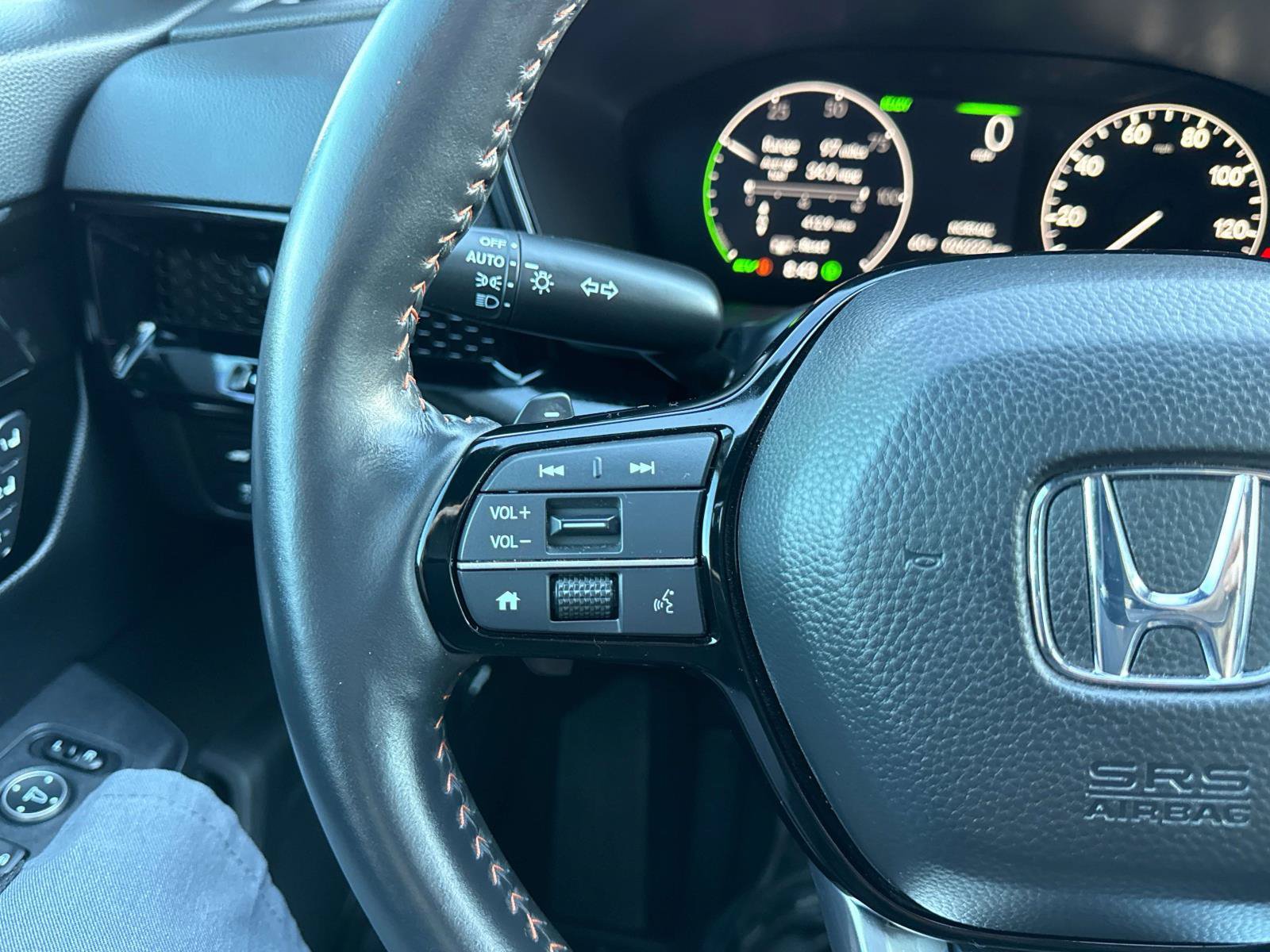 Used 2025 Honda CR-V Sport Touring image 24