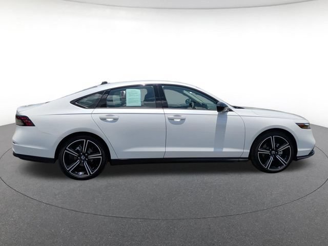 Used 2026 Honda Accord SE image 6