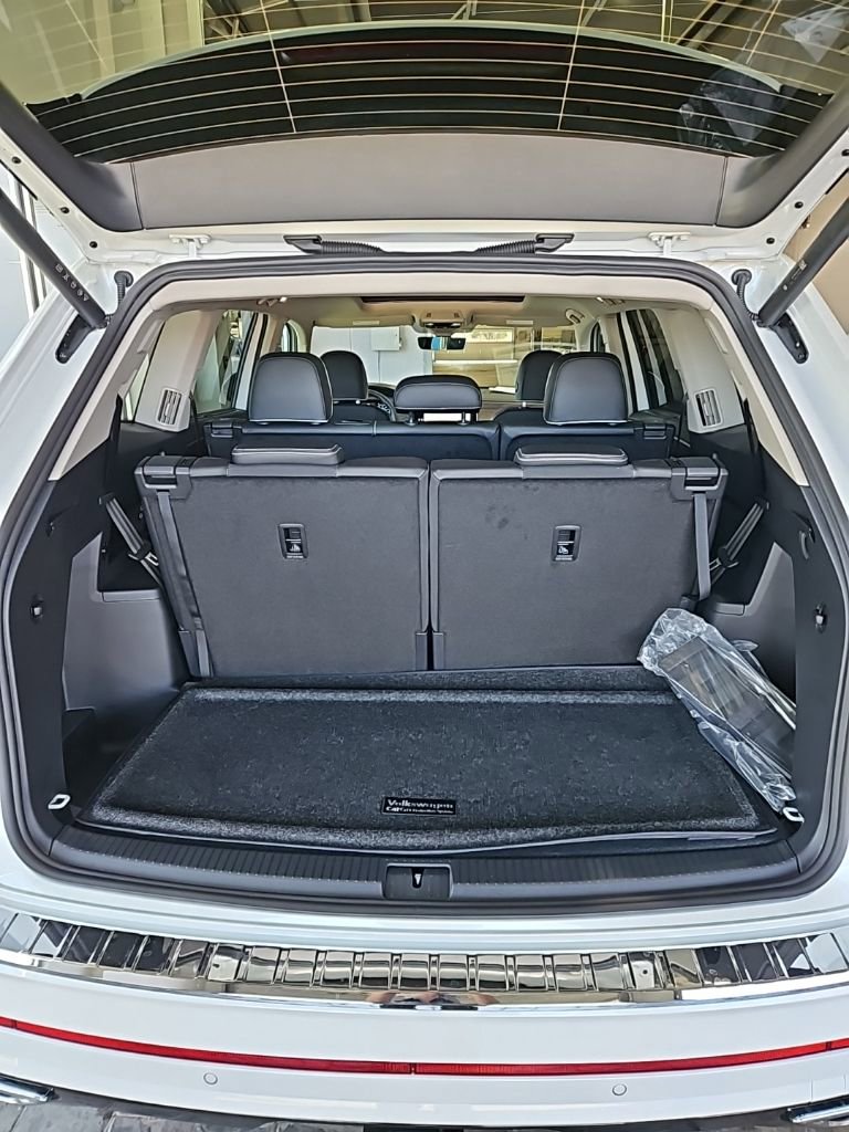 New 2026 Volkswagen Atlas SEL Premium R-Line image 20