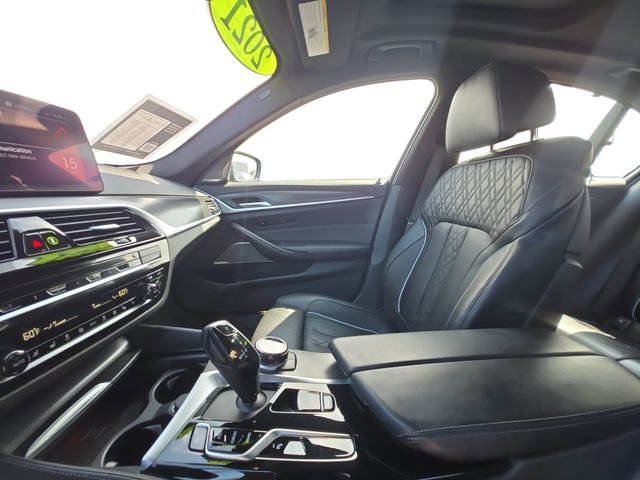 Used 2021 BMW 540i xDrive w/ Executive Package image 11