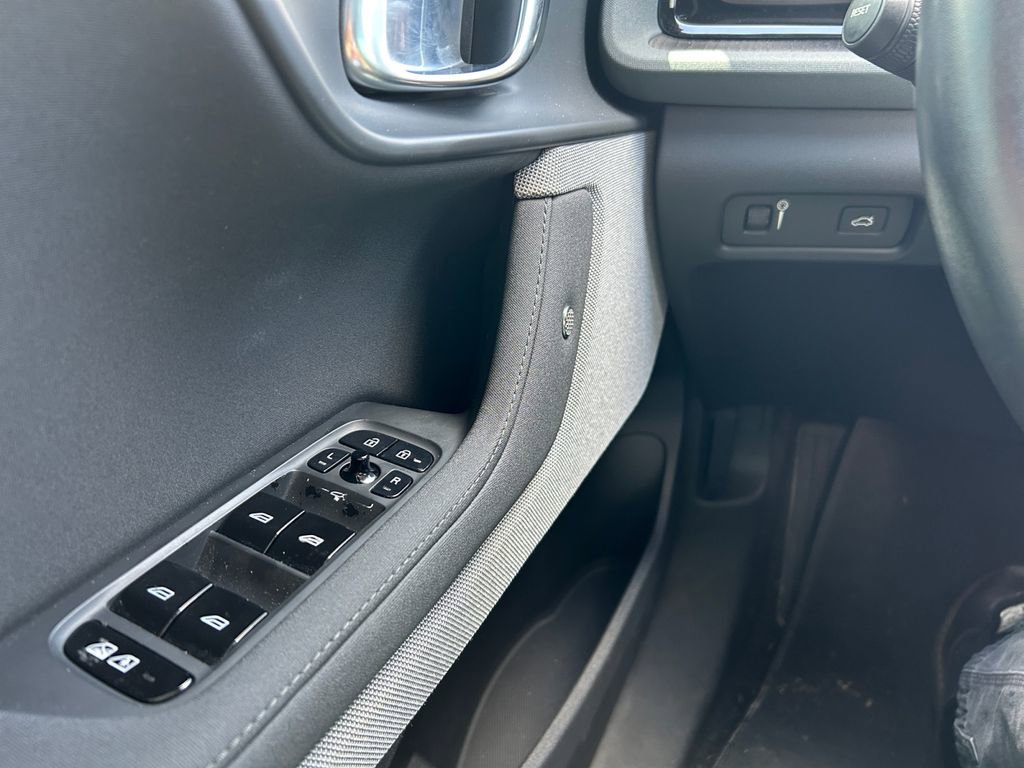 Used 2022 Polestar Polestar 2 w/ Performance Package AWD/4WD image 19