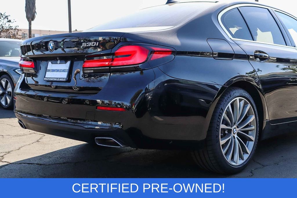 Certified 2023 BMW 530i w/ Convenience Package image 9