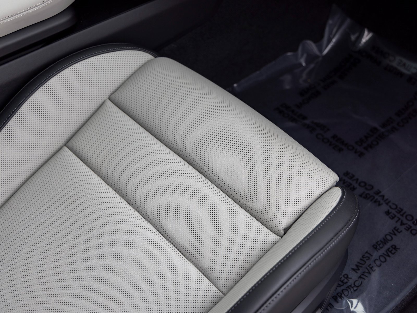 New 2025 Porsche Taycan 4S image 51