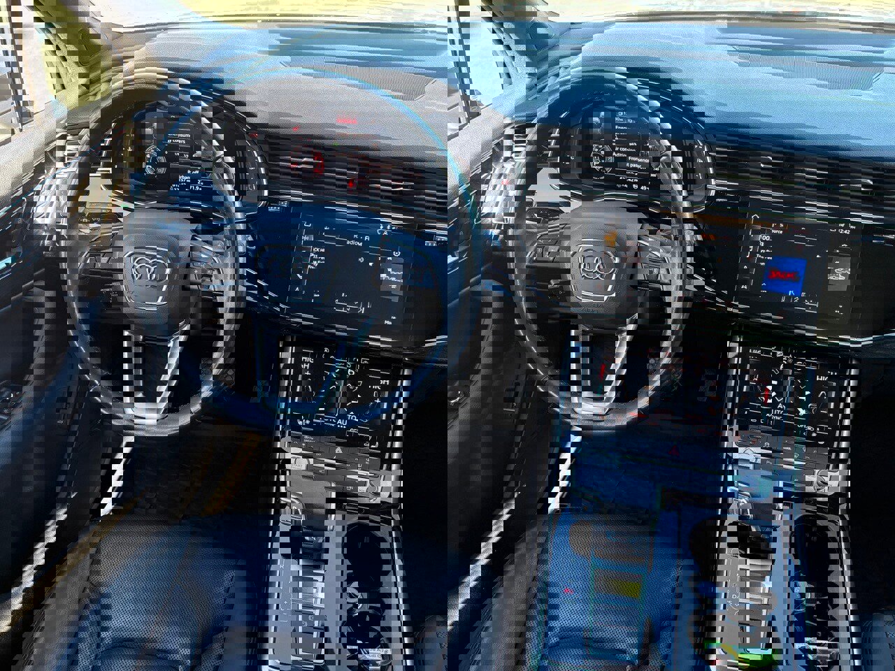 Used 2020 Audi Q7 3.0T Premium Plus w/ Premium Plus Package image 15