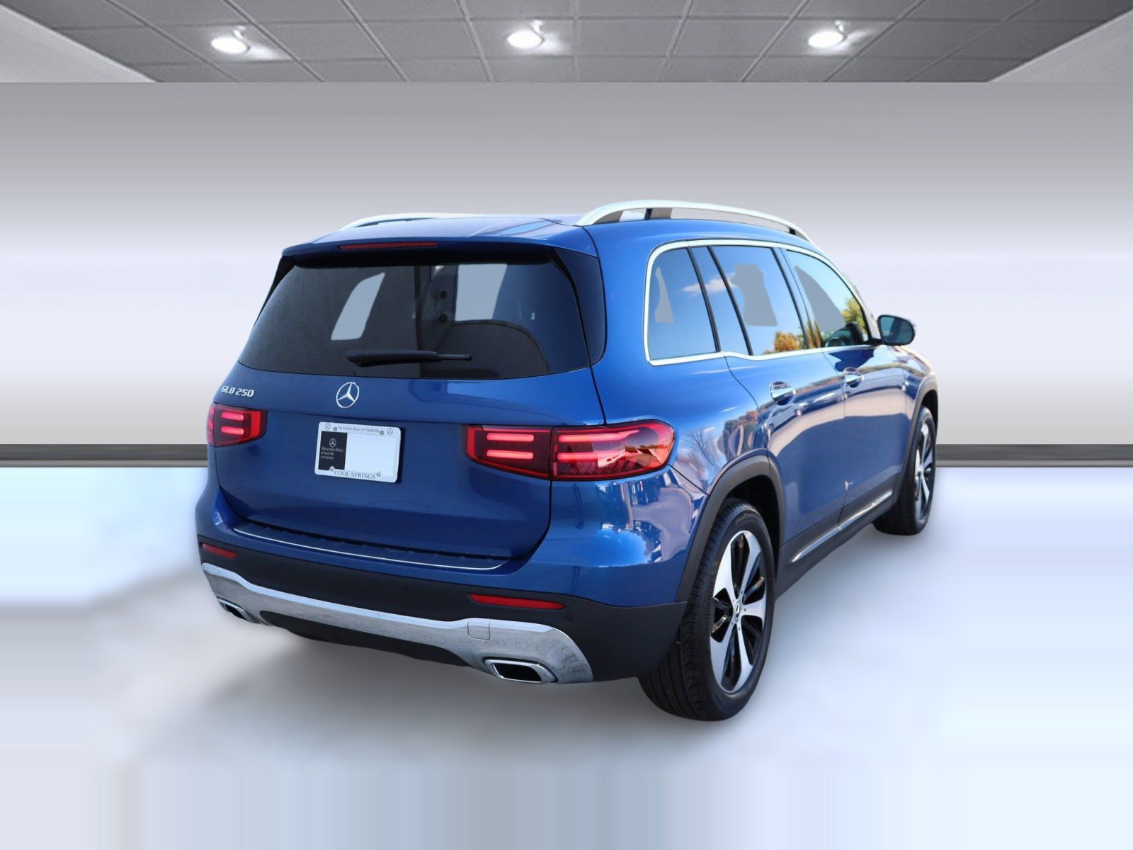 Used 2025 Mercedes-Benz GLB 250 image 21