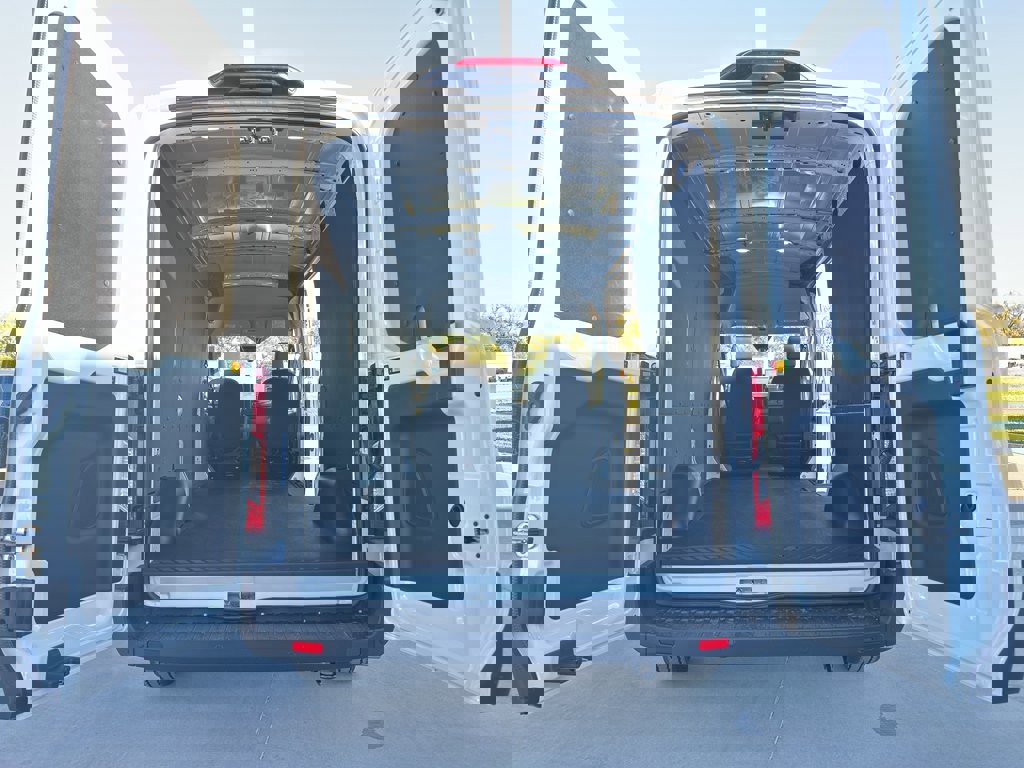 New 2026 Ford Transit 250 148 Medium Roof w/ Load Area Protection Package image 30