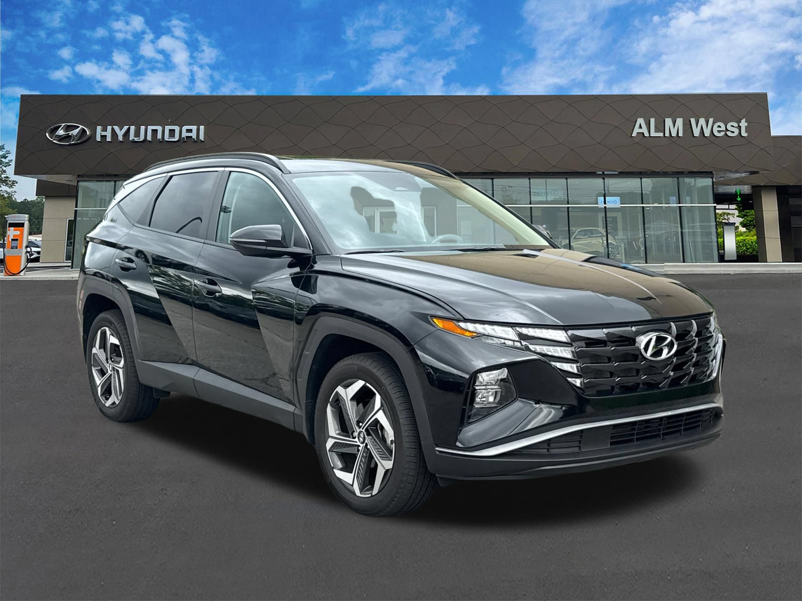 Used 2024 Hyundai Tucson SEL w/ Convenience Package AWD/4WD image 3