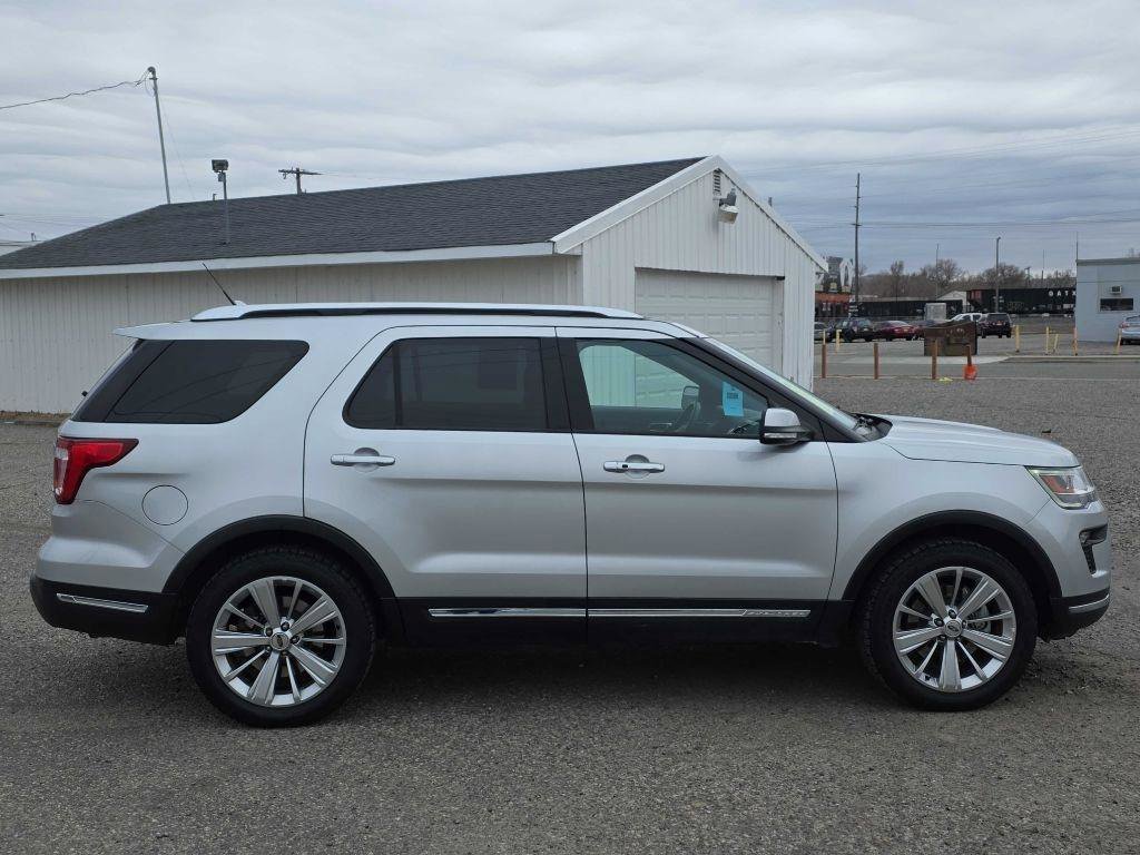 Used 2019 Ford Explorer Limited w/ Class III Trailer Tow Package image 6