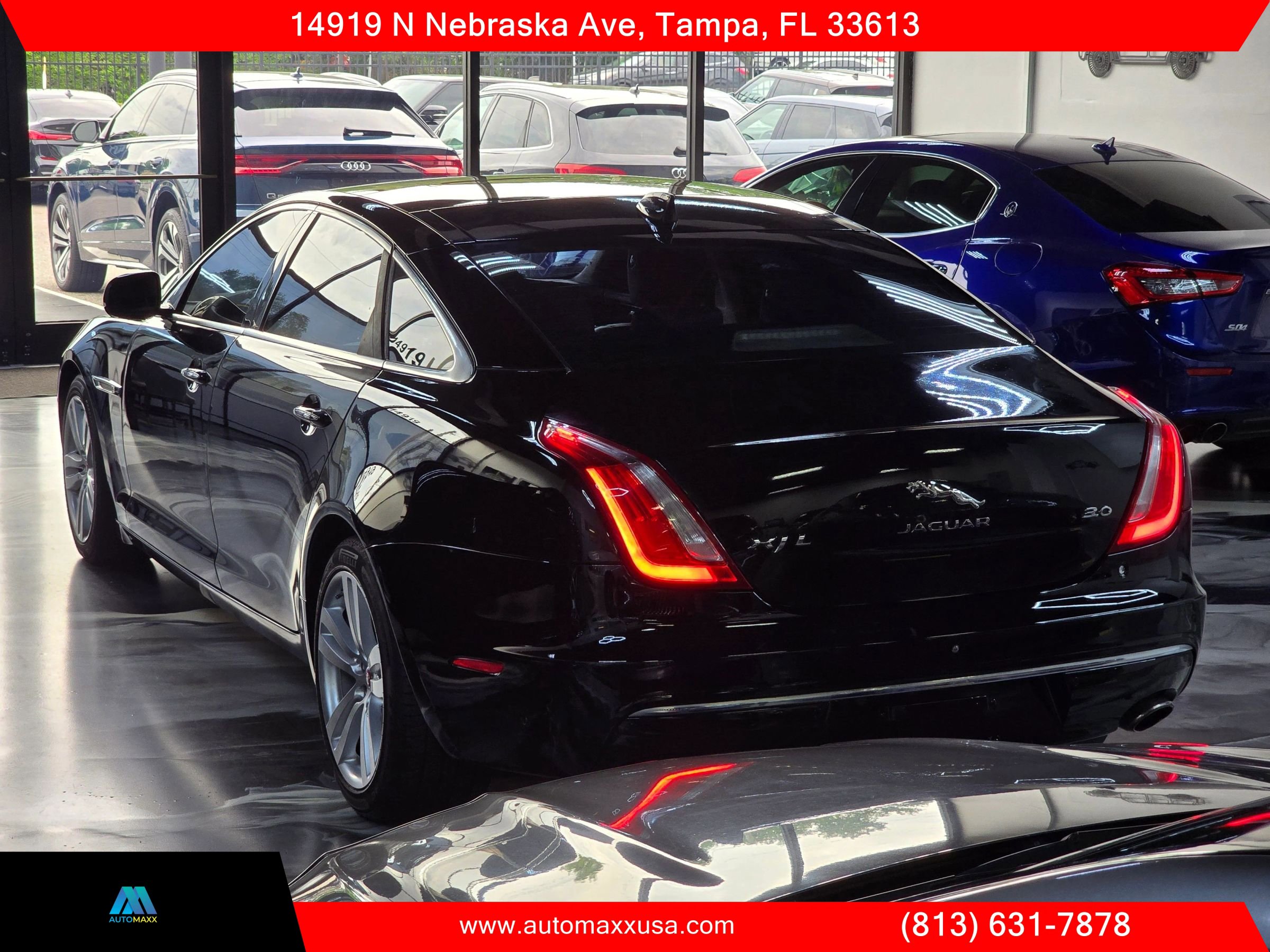 Used 2016 Jaguar XJ L Portfolio RWD image 9