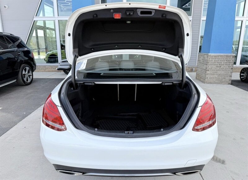 Used 2016 Mercedes-Benz C 300 4MATIC Sedan image 64