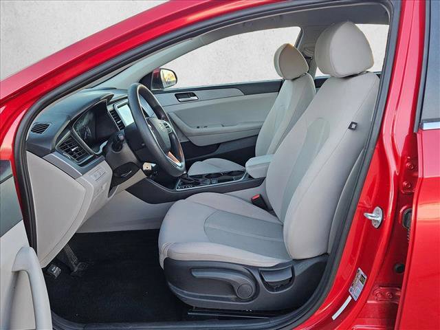 Used 2019 Hyundai Sonata SE image 16