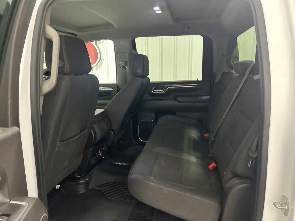 Used 2024 Chevrolet Silverado 2500 LT AWD/4WD image 16
