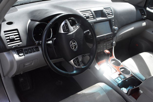 Used 2012 Toyota Highlander Limited AWD/4WD image 14
