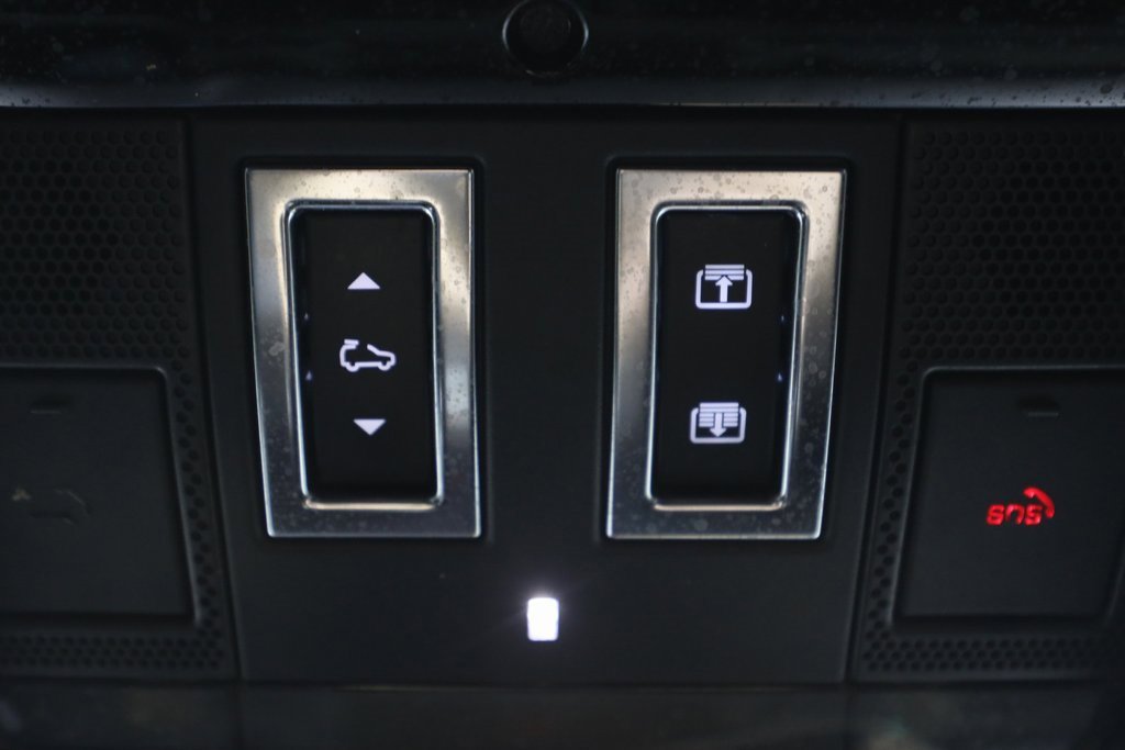 Used 2022 Land Rover Range Rover LWB SV Autobiography image 40