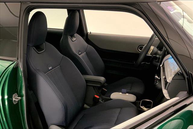 Certified 2025 MINI Cooper S image 6