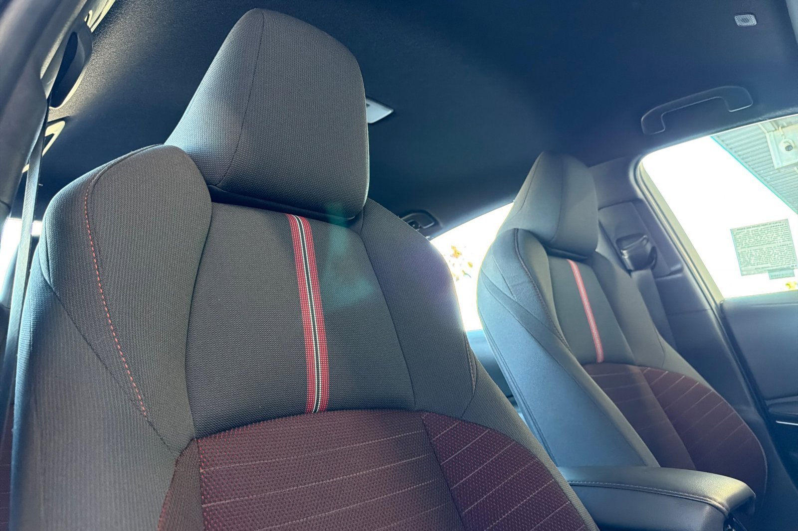 Certified 2025 Toyota Corolla SE image 15